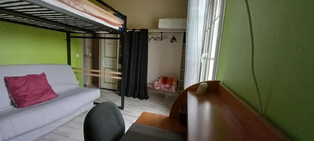 Chambre Familiale Dans Maison Au Calme Segonzac  Zewnętrze zdjęcie